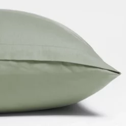 Bettwäsche Yumeko Green Mako-Satin -BEDSUPPLY VerkäufeBEDSUPPLY Verkäufe 222c2032a pillowcase washed cotton sateen green 3 dtl 1 1