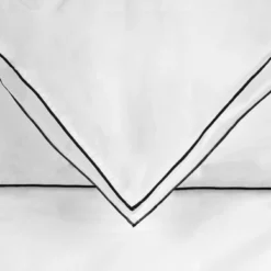 Bettwäsche House In Style Rimini White Black Mako-Satin -BEDSUPPLY VerkäufeBEDSUPPLY Verkäufe 3 Bed luxe katoen satijnen dekbedovertrek white off black design Rimini