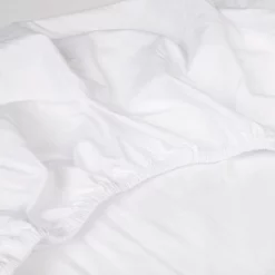 Spannbettlaken Kayori Shizu Weiß (Perkal) -BEDSUPPLY VerkäufeBEDSUPPLY Verkäufe 3 kayori hoeslaken perkal wit detail 1