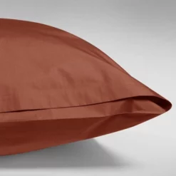Bettwäsche Yumeko Rusty Red Perkal -BEDSUPPLY VerkäufeBEDSUPPLY Verkäufe qc2104a pillowcase percale rusty red 3 dtl